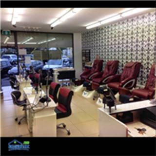 Cần sang shop nail gấp vùng Hampton