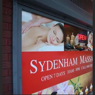 Sang shop Massage vùng Sydenham near station and main road