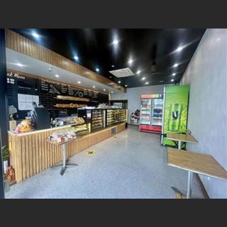 Cần sang lò bánh mì vùng Redbank Plains Eden Crossing.