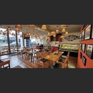 Sang nhà hàng Vietnam có thương hiệu rất nổi tiếng ở Williamstown