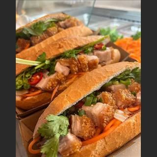 Cần sang shop bánh mì và trà sữa ở Woodvale hoạt động ổn định