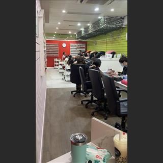 Cần sang lại shop nails trong City vùng Mackay