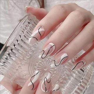 Cần sang shop Nail local income ổn định ở Runaway Bay