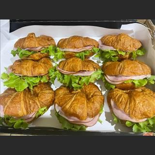 Lò bánh mì vùng Colebee Blacktown cần người bán hàng
