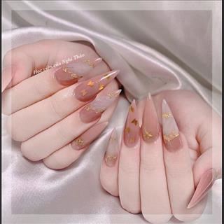 Shop nail vùng Bondi Junction cần thợ bột full time