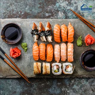 Shop sushi ở Jimboomba cần tìm đồng đội cuốn sushi và chạy bàn