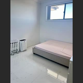Nhà dư 2 phòng cho share vùng Condell Park có thể dọn vào ở ngay
