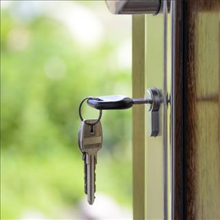 Nhà vùng Inala dư phòng sạch sẽ cần cho thuê